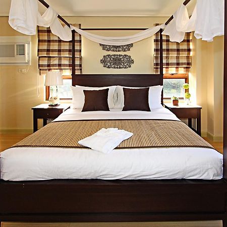 Crosswinds Resort Suites Tagaytay City Екстериор снимка