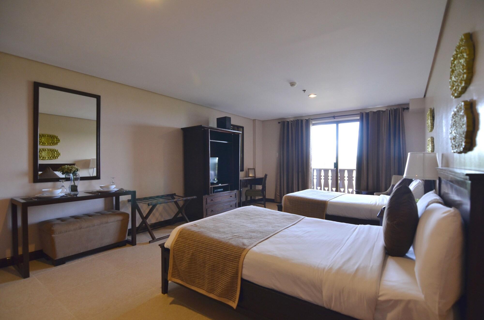 Crosswinds Resort Suites Tagaytay City Екстериор снимка