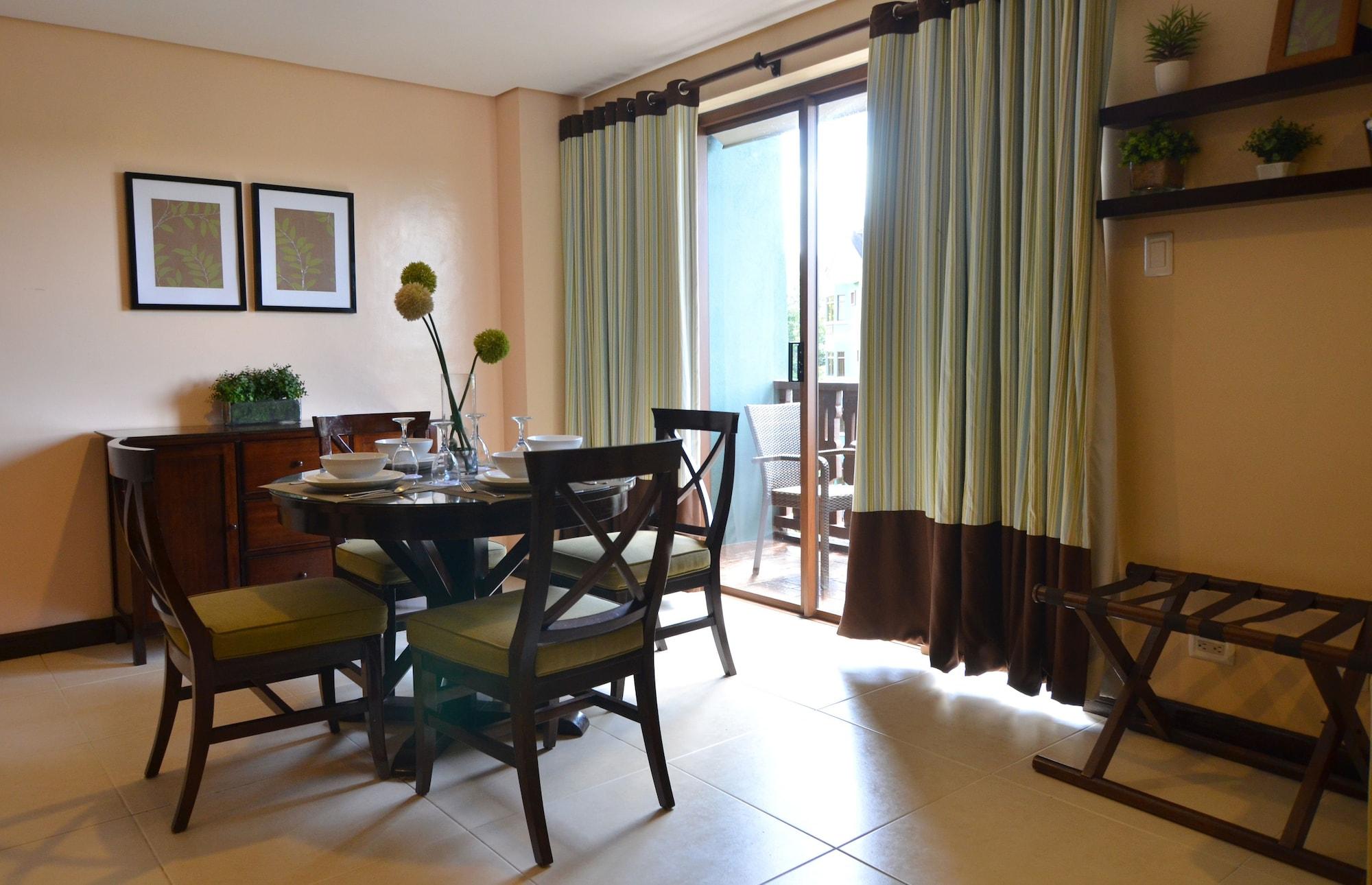 Crosswinds Resort Suites Tagaytay City Екстериор снимка