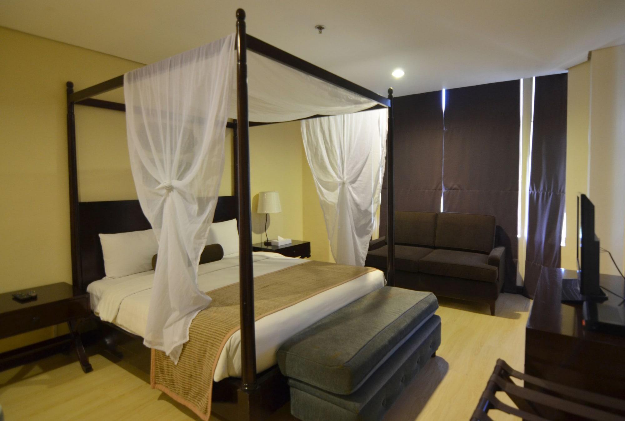 Crosswinds Resort Suites Tagaytay City Екстериор снимка