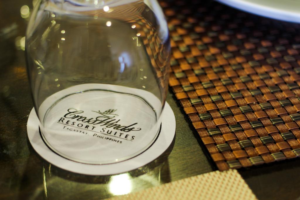Crosswinds Resort Suites Tagaytay City Екстериор снимка