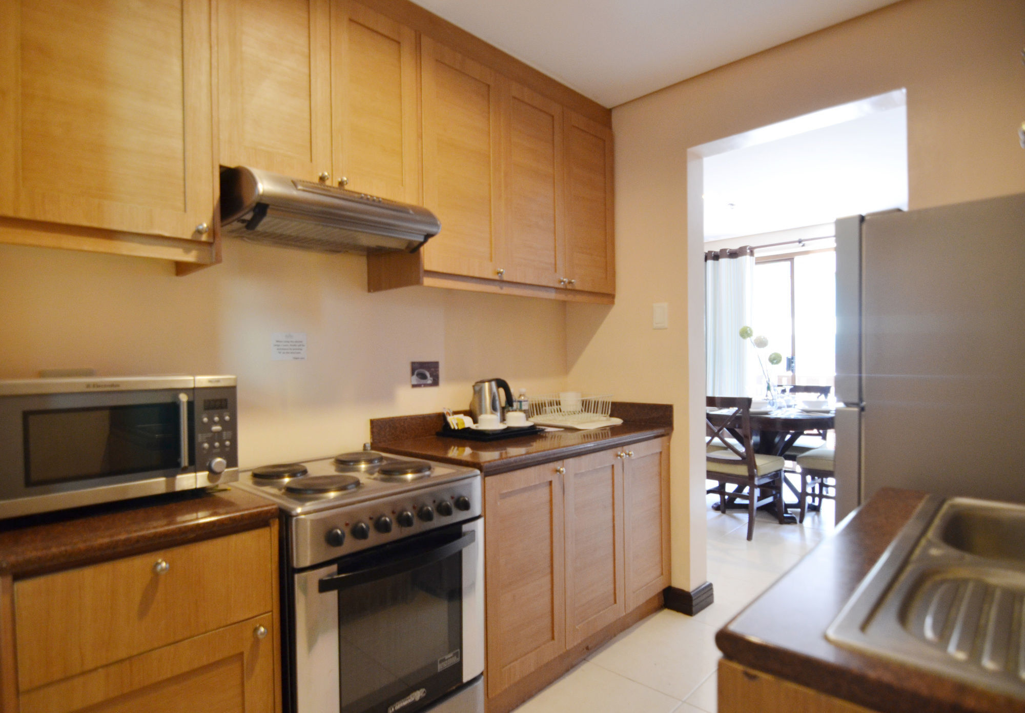 Crosswinds Resort Suites Tagaytay City Екстериор снимка